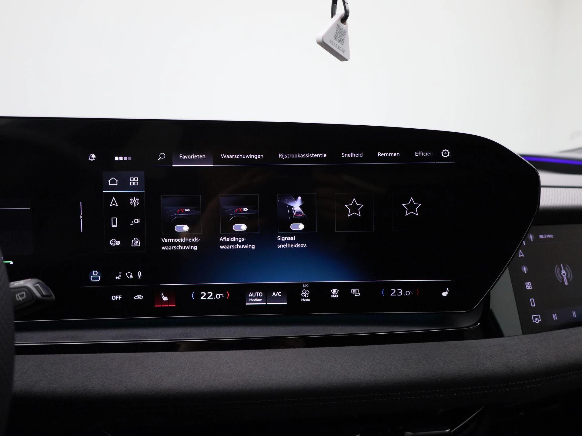 Audi-Q6 e-tron-image-31