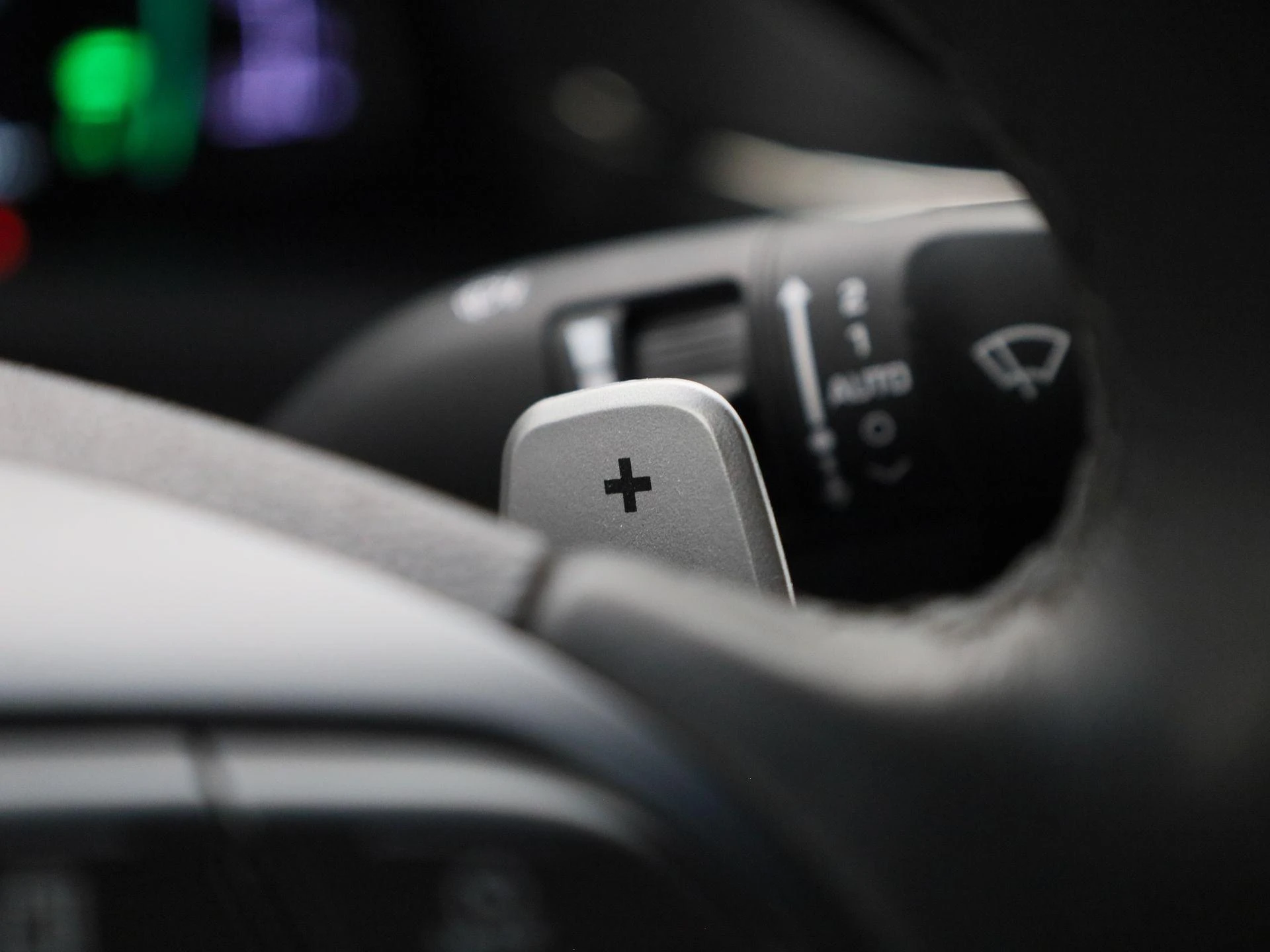 Hyundai-IONIQ-image-24