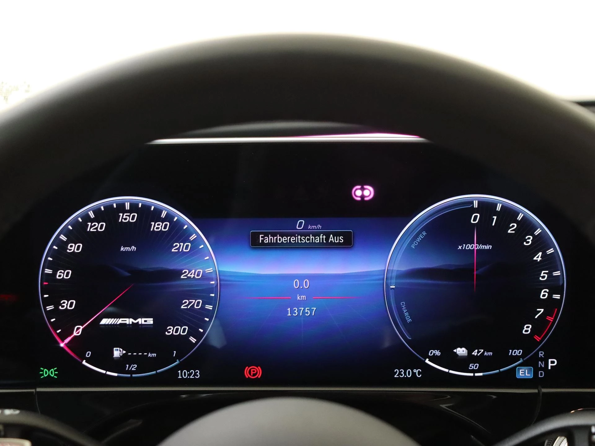 Mercedes-Benz-E-Klasse-image-19