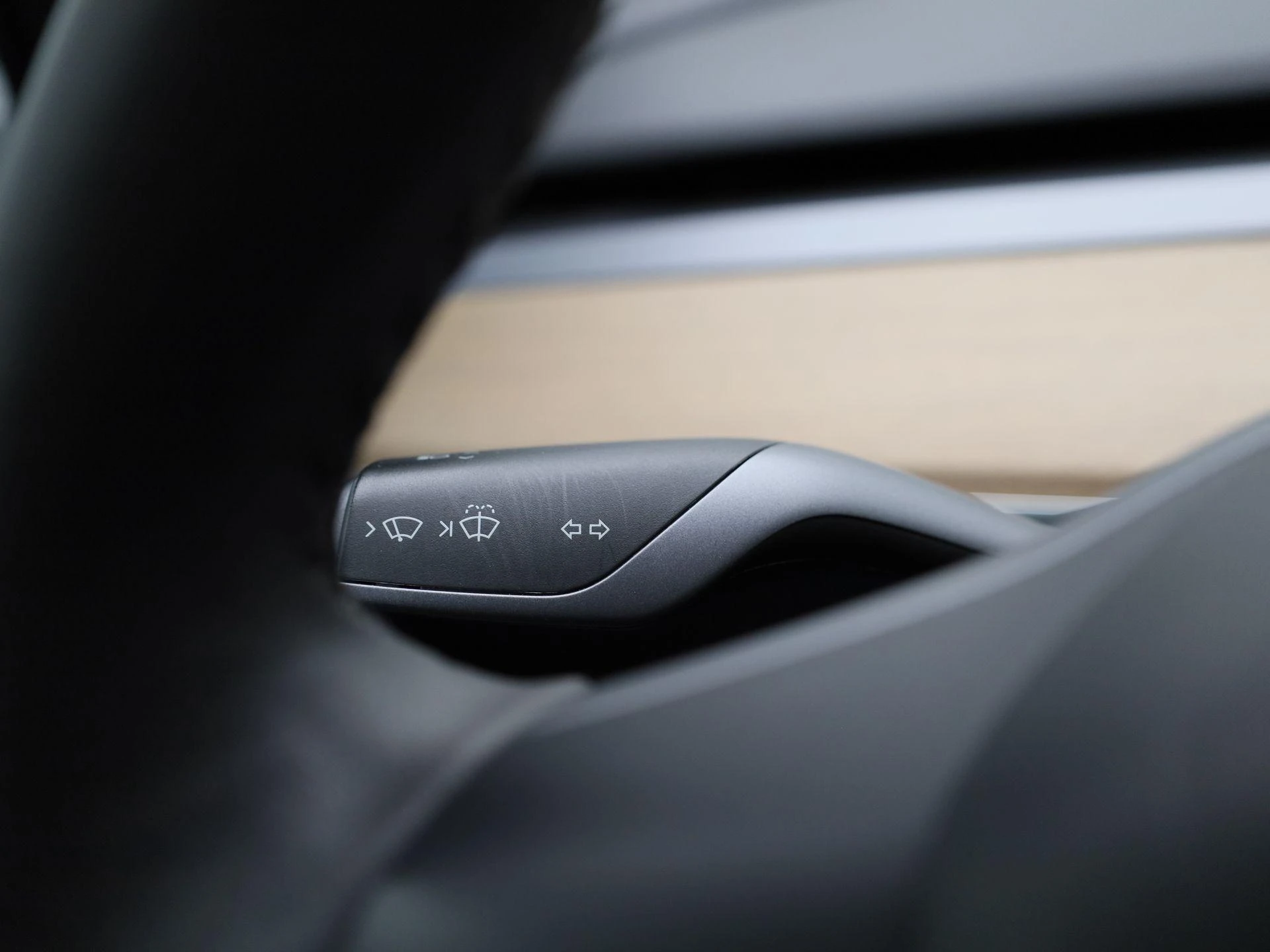 Tesla-Model 3-image-22