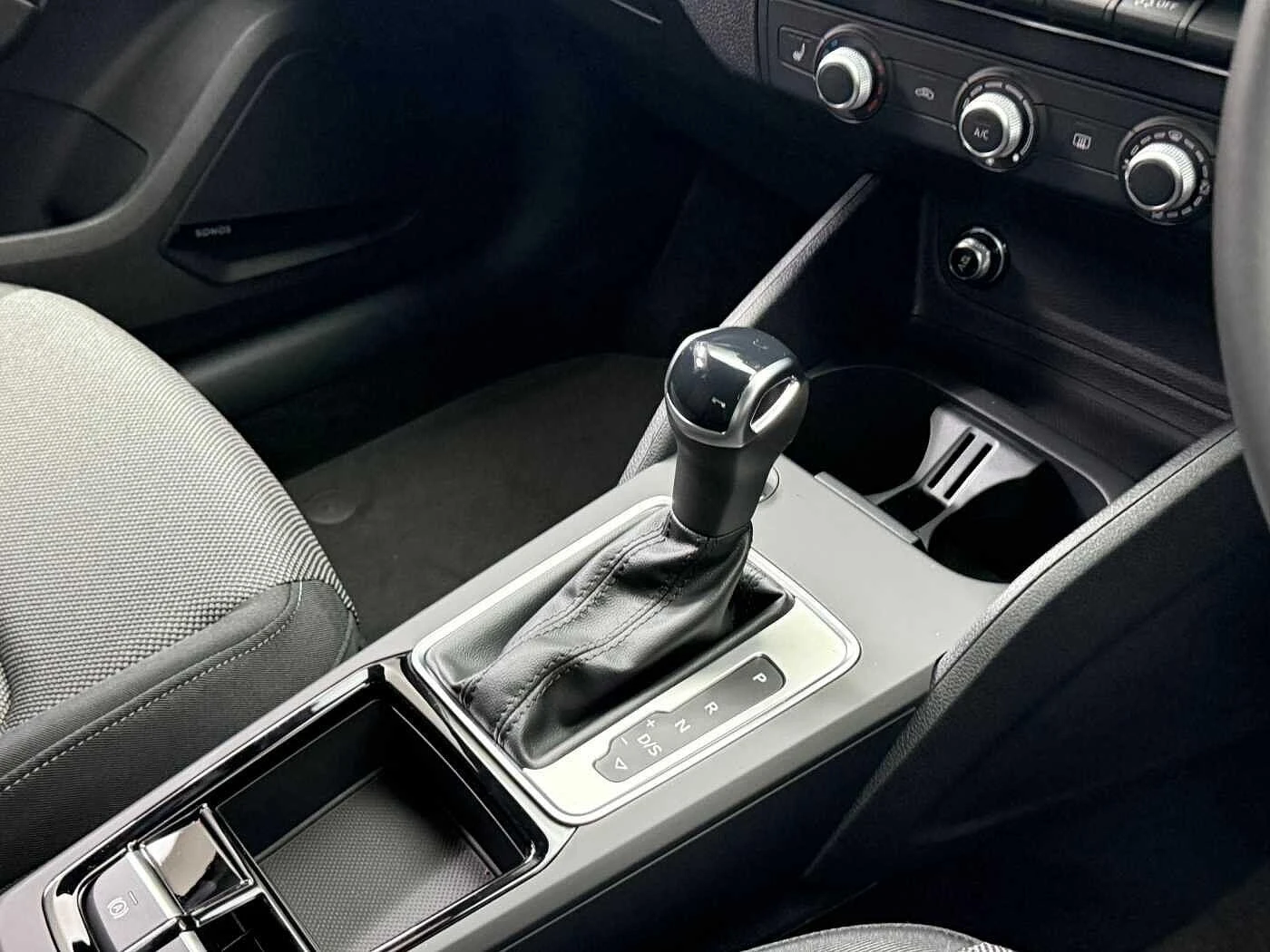 Audi-Q2-image-15