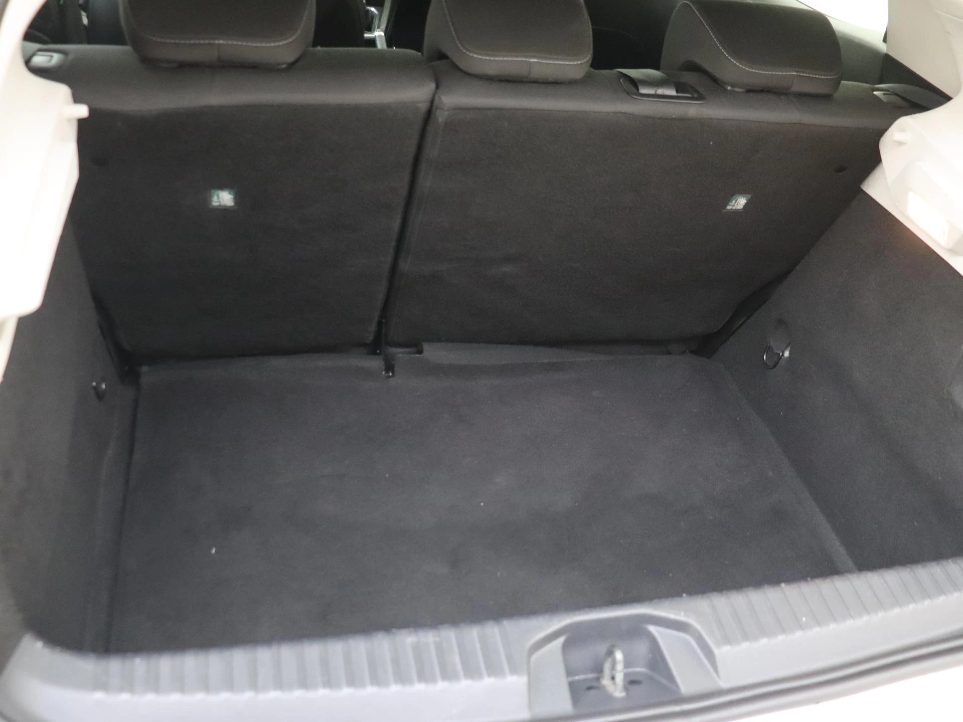 Renault-Clio-image-25