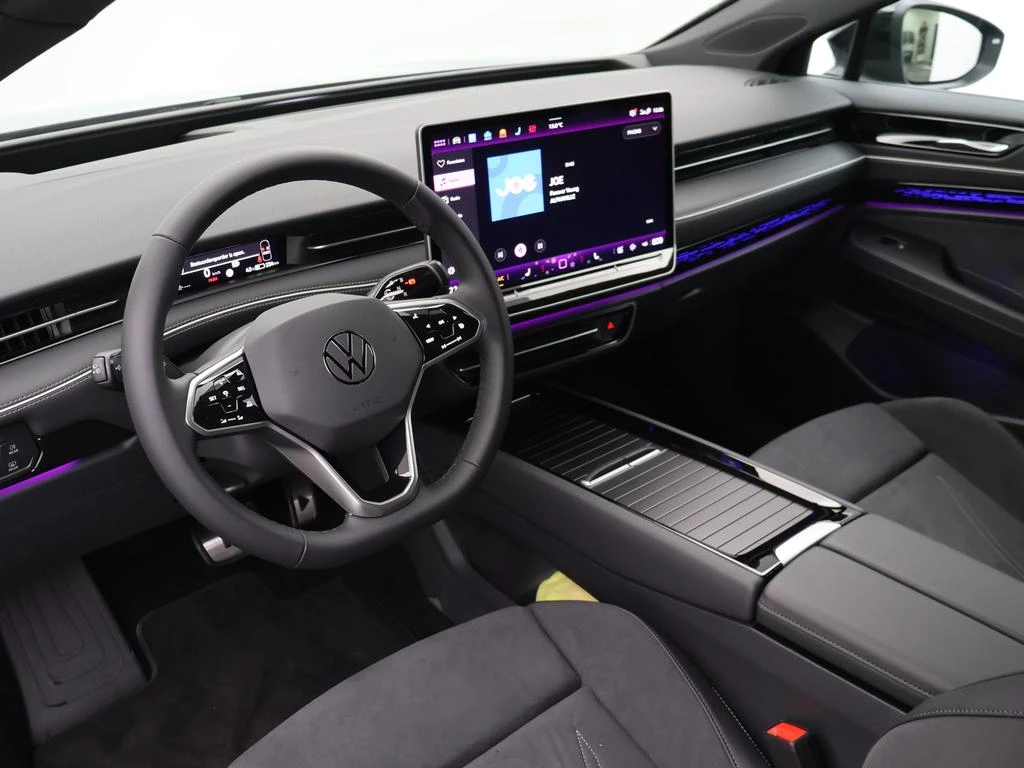 Volkswagen ID.7 Pro Business Premium 77kWh (286 pk) / DEMO