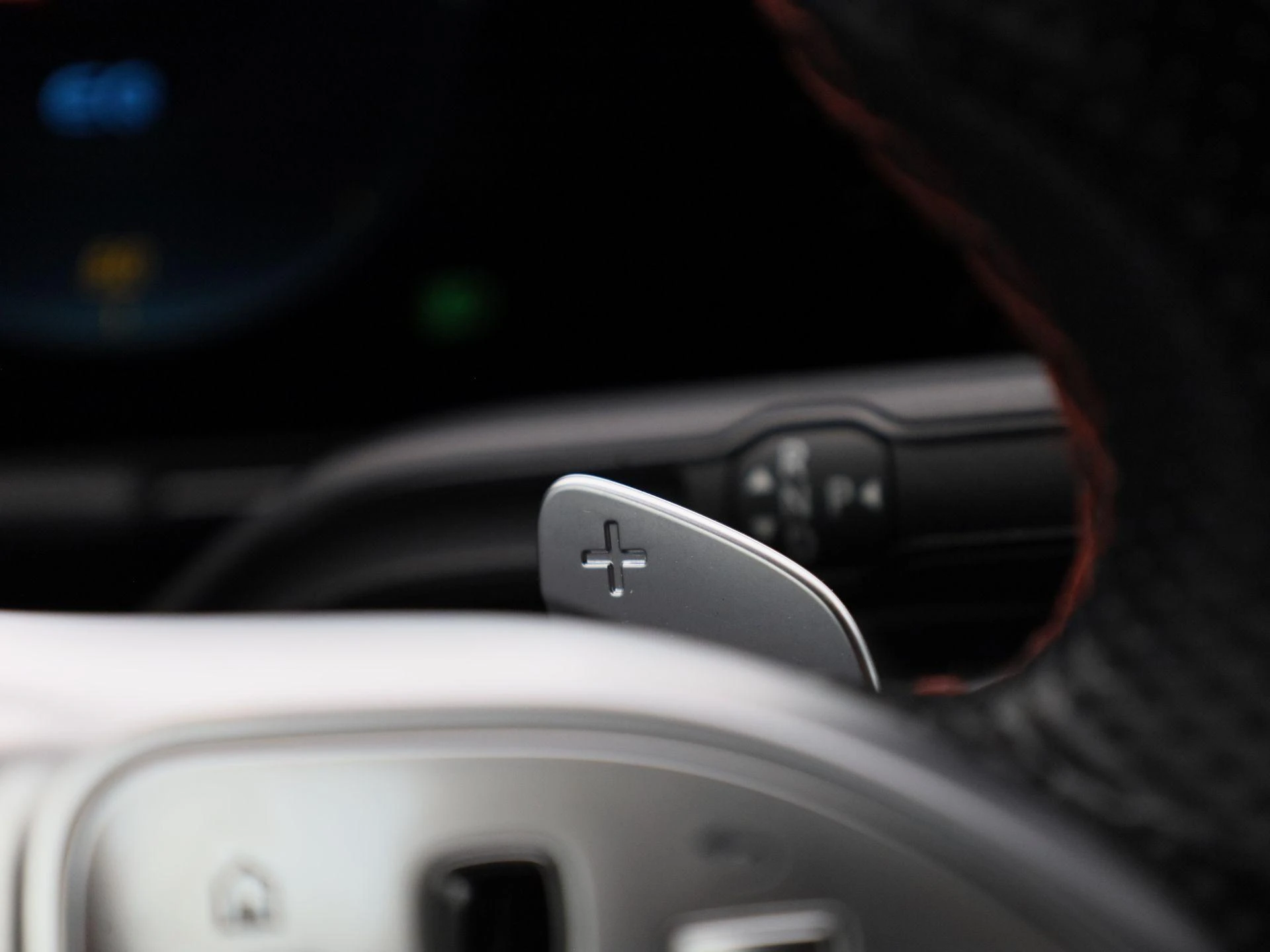 Mercedes-Benz-EQA-image-23