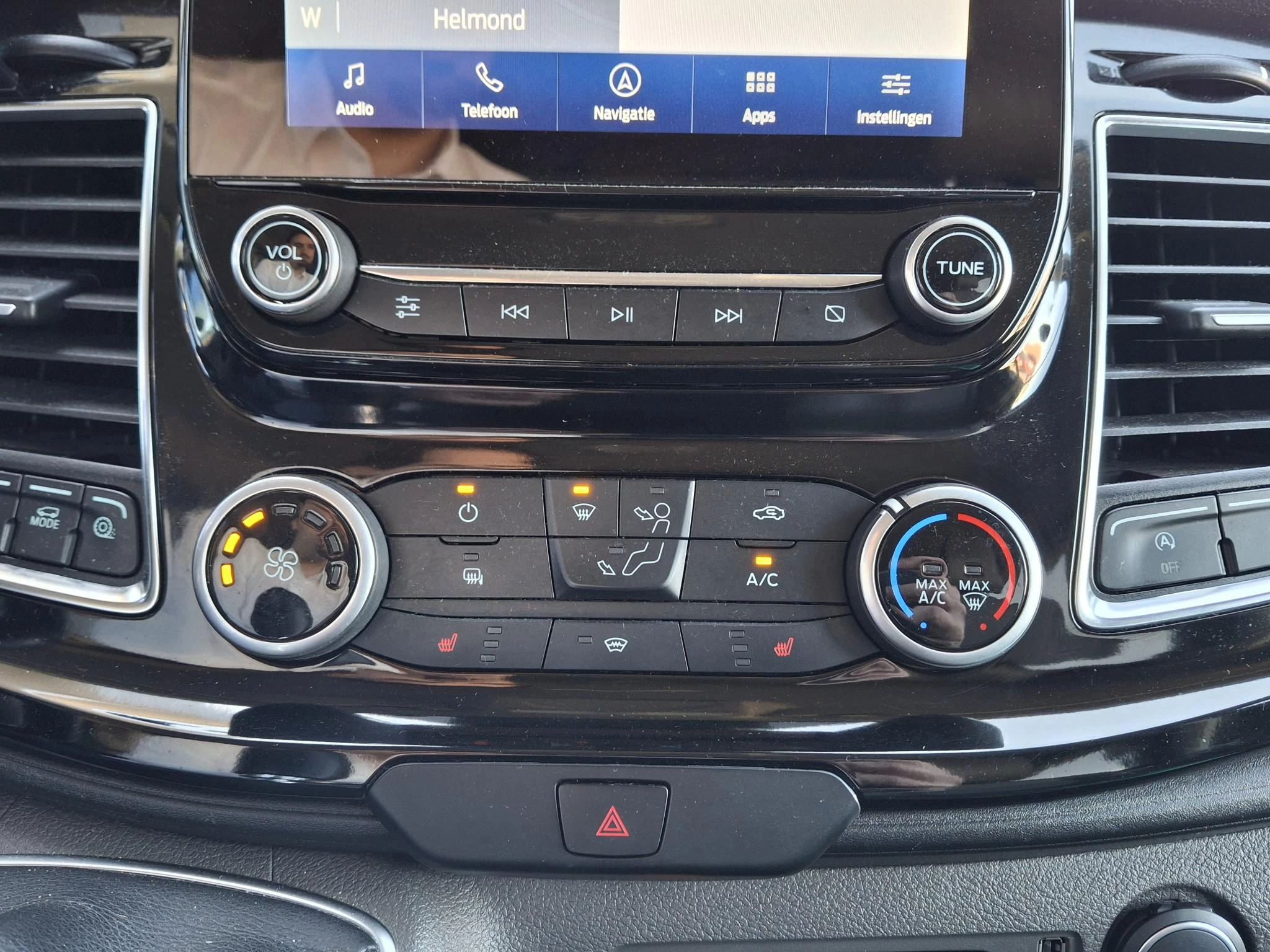 Ford-Transit Custom-image-18