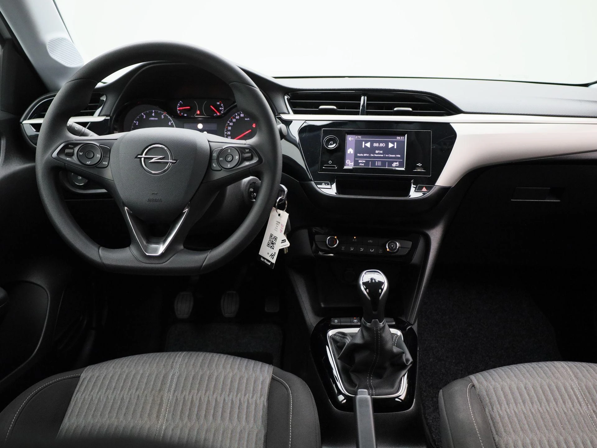 Opel-Corsa-image-6