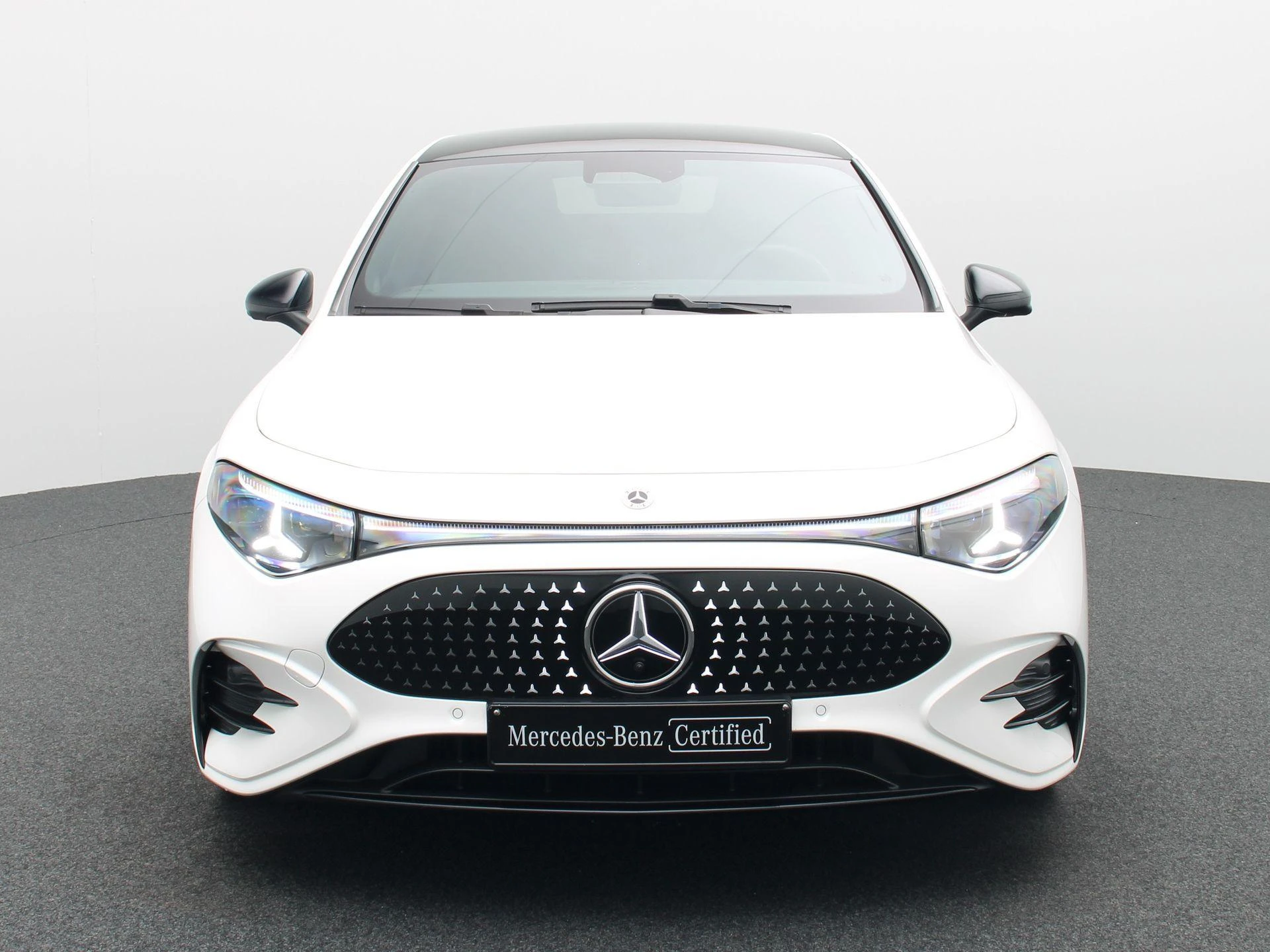 Mercedes-Benz-CLA-image-2