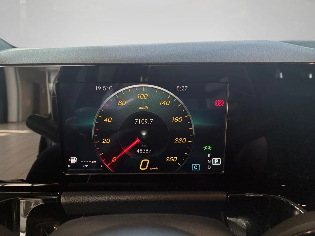 Mercedes-Benz-B-Klasse 250-image-5