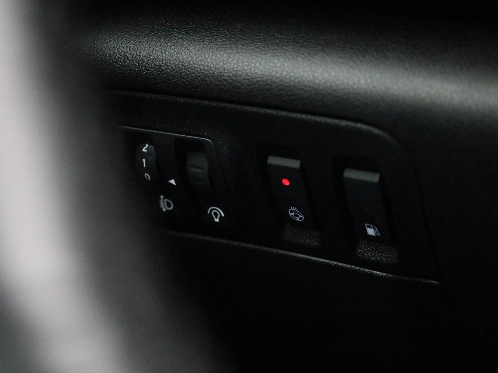 Renault-Megane E-Tech-image-22