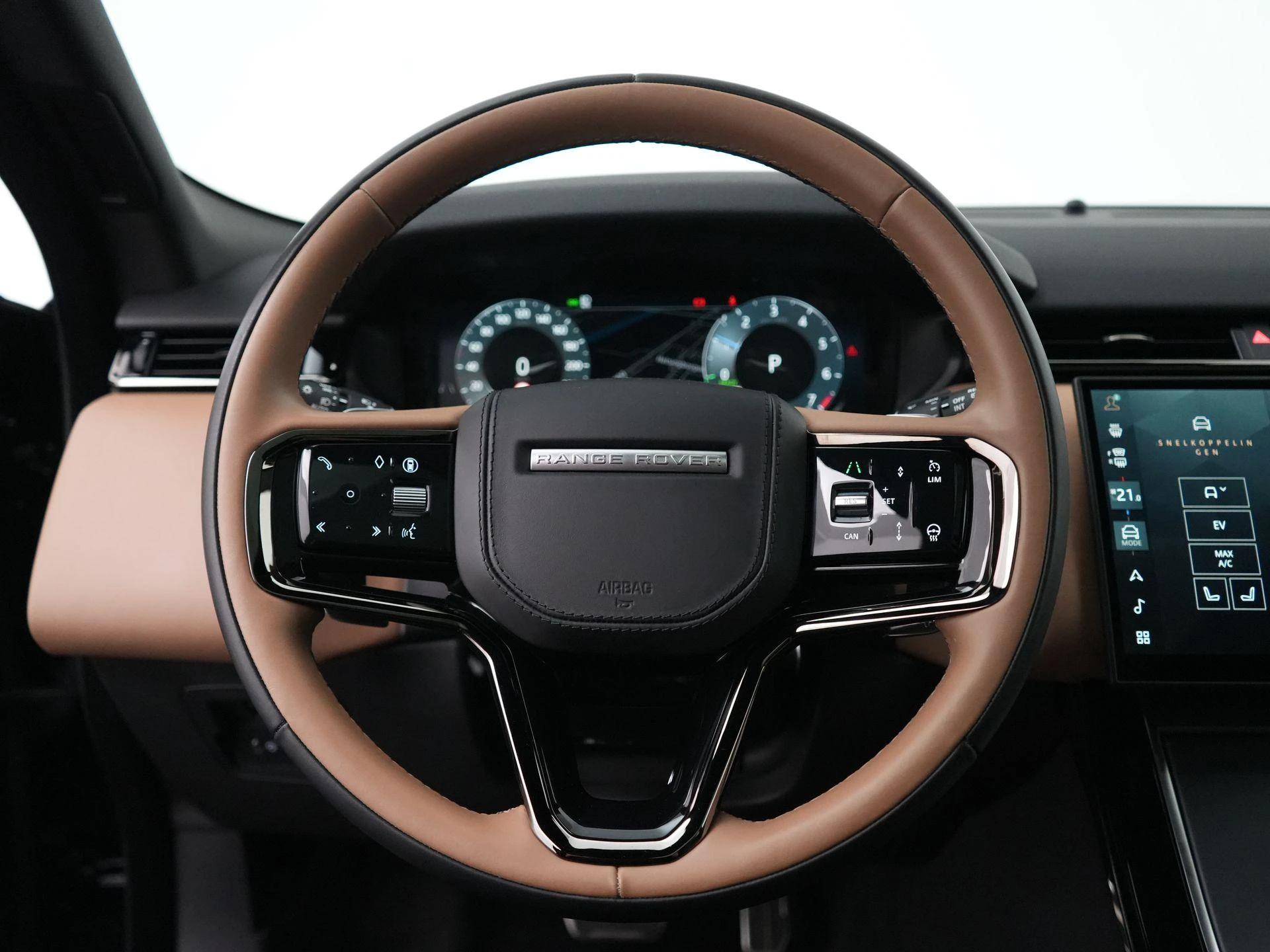 Land Rover-Range Rover Velar-image-9