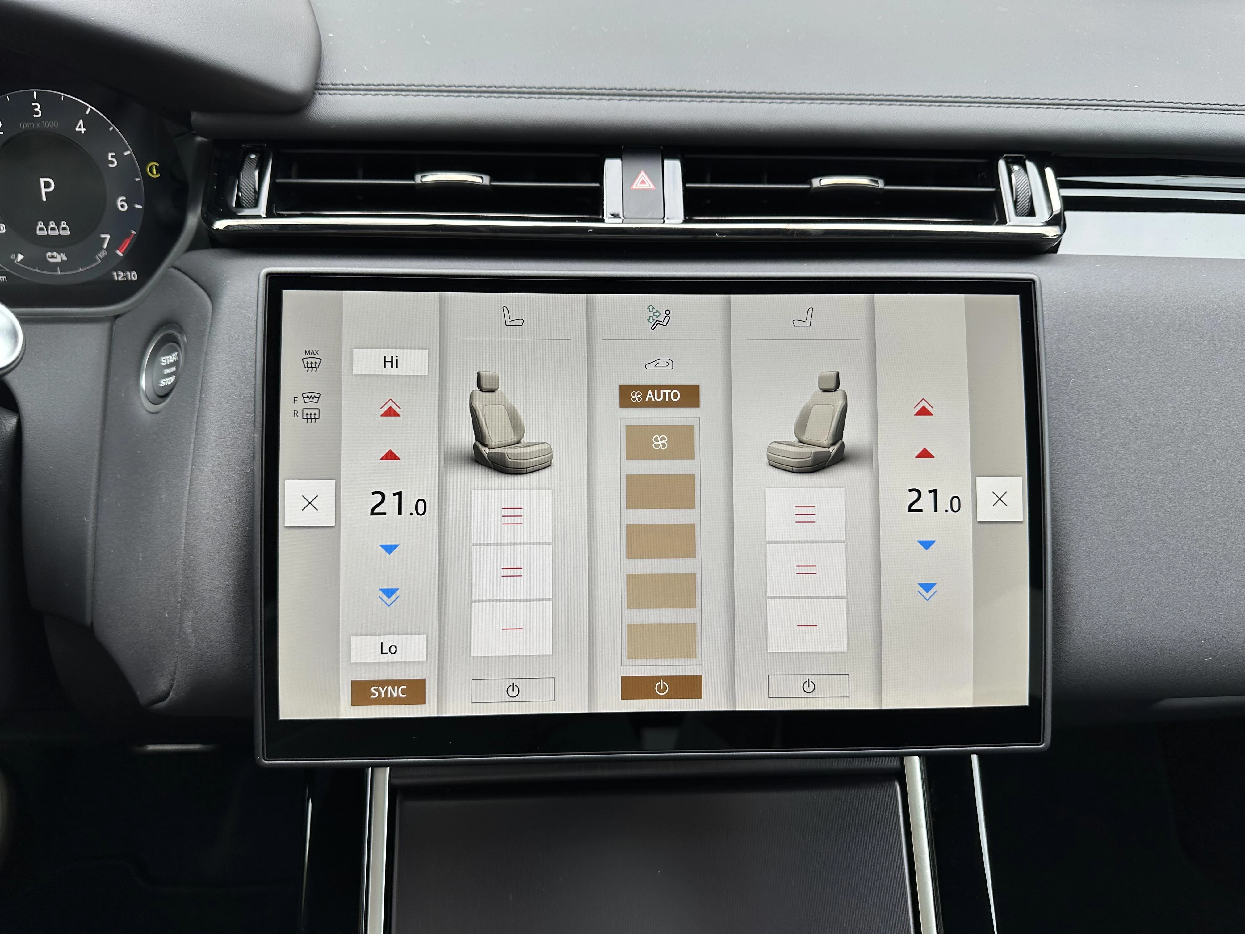 Land Rover-Range Rover Velar-image-23