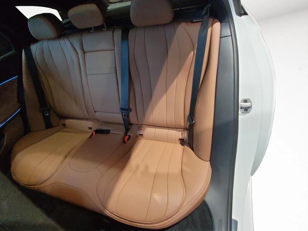 Mercedes-Benz-E-Klasse 200 d-image-19