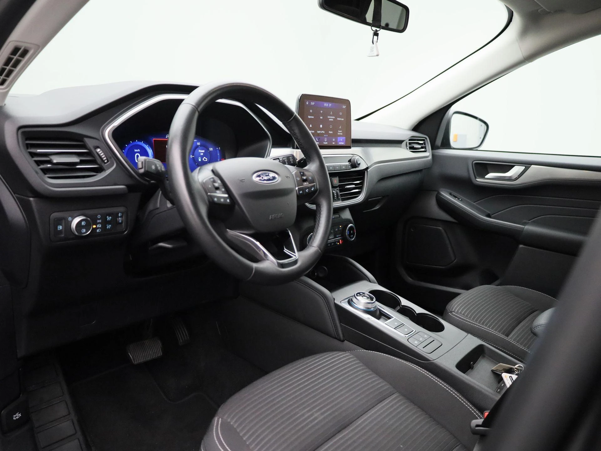Ford-Kuga-image-33