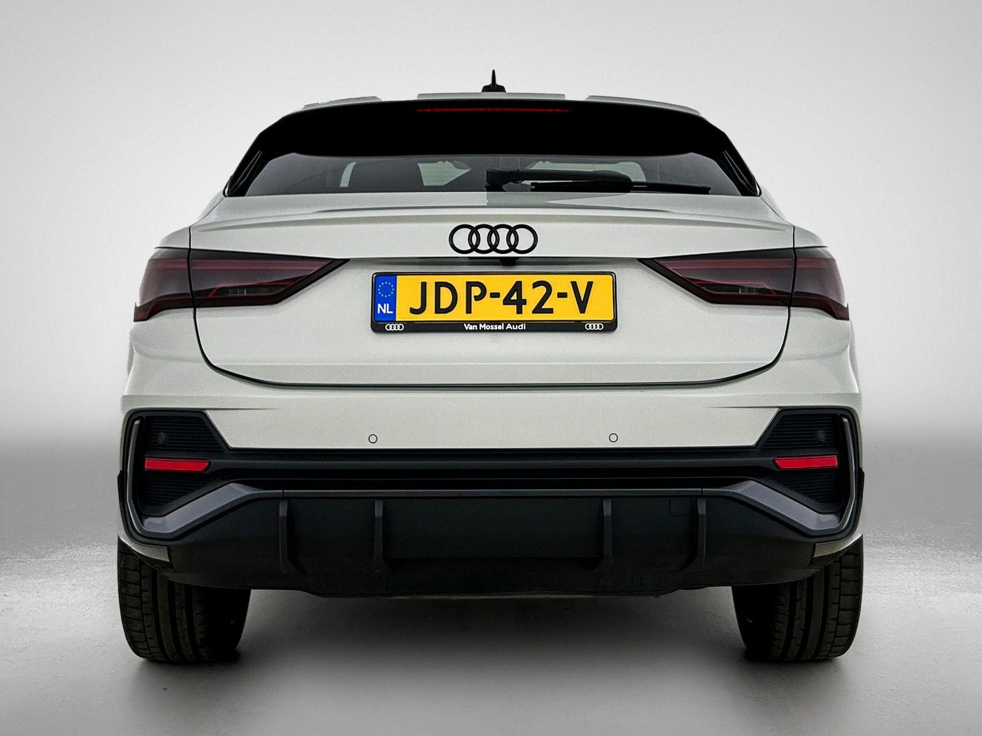 Audi-Q3-image-3