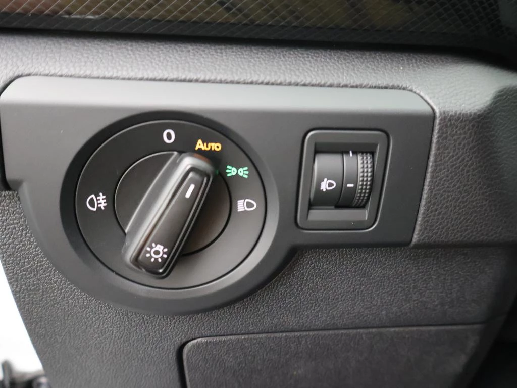 Volkswagen-T-Cross-image-21