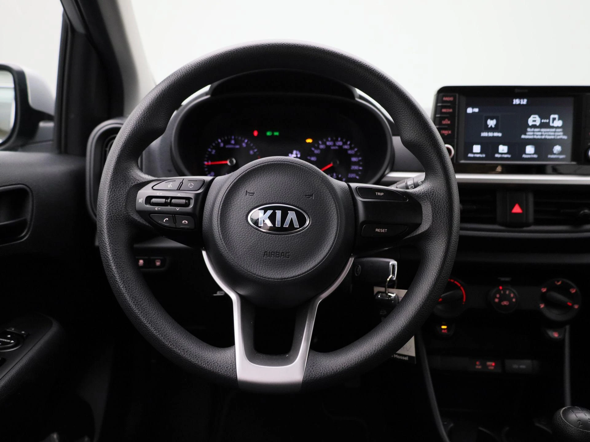 Kia-Picanto-image-6