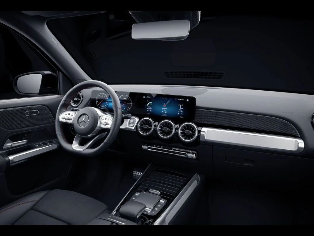 Mercedes-Benz-GLB 220 d-image-11