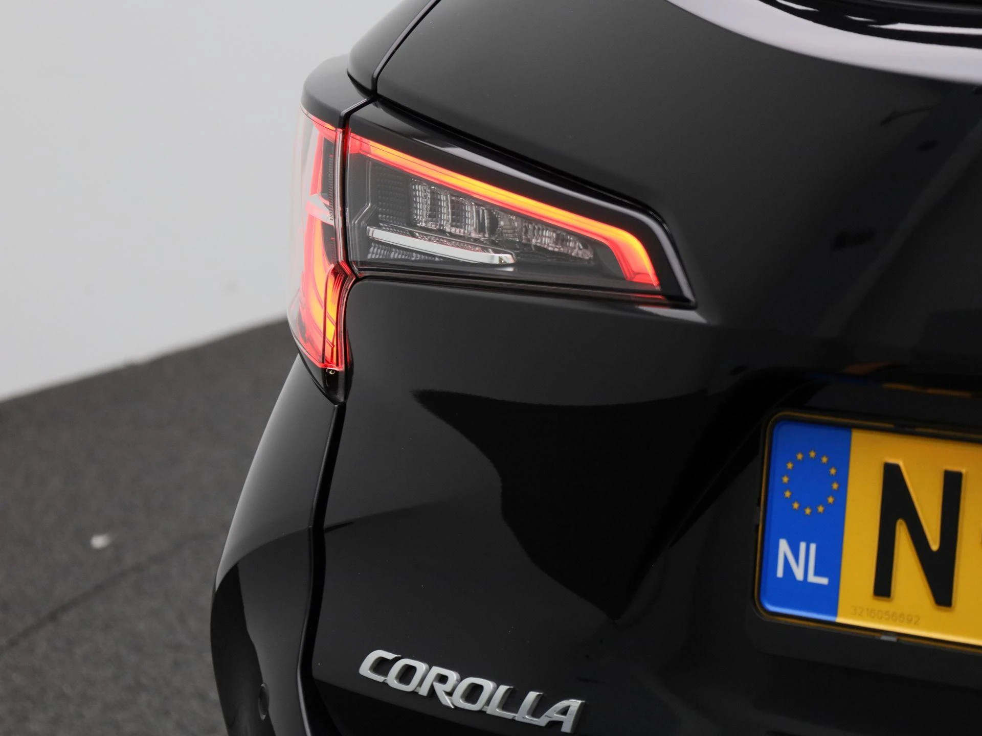 Toyota-Corolla Touring Sports-image-39