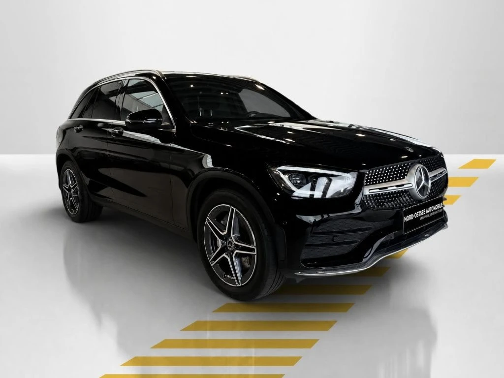 Mercedes-Benz-GLC 300 d-image-16