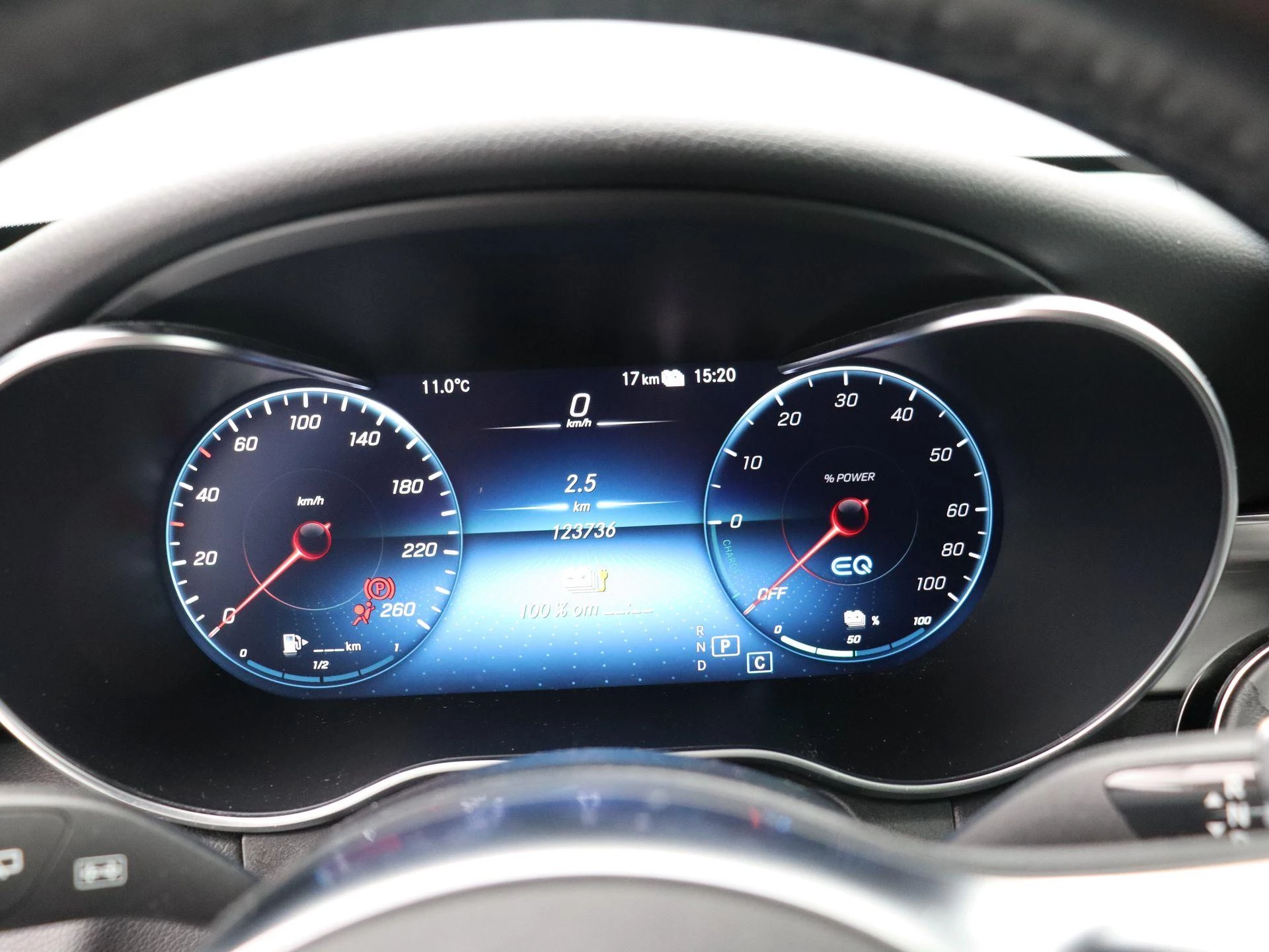 Mercedes-Benz GLC 300e SUV AMG LINE + PANO DAK + BURMESTER + CARPLAY + SURROUND VIEW +