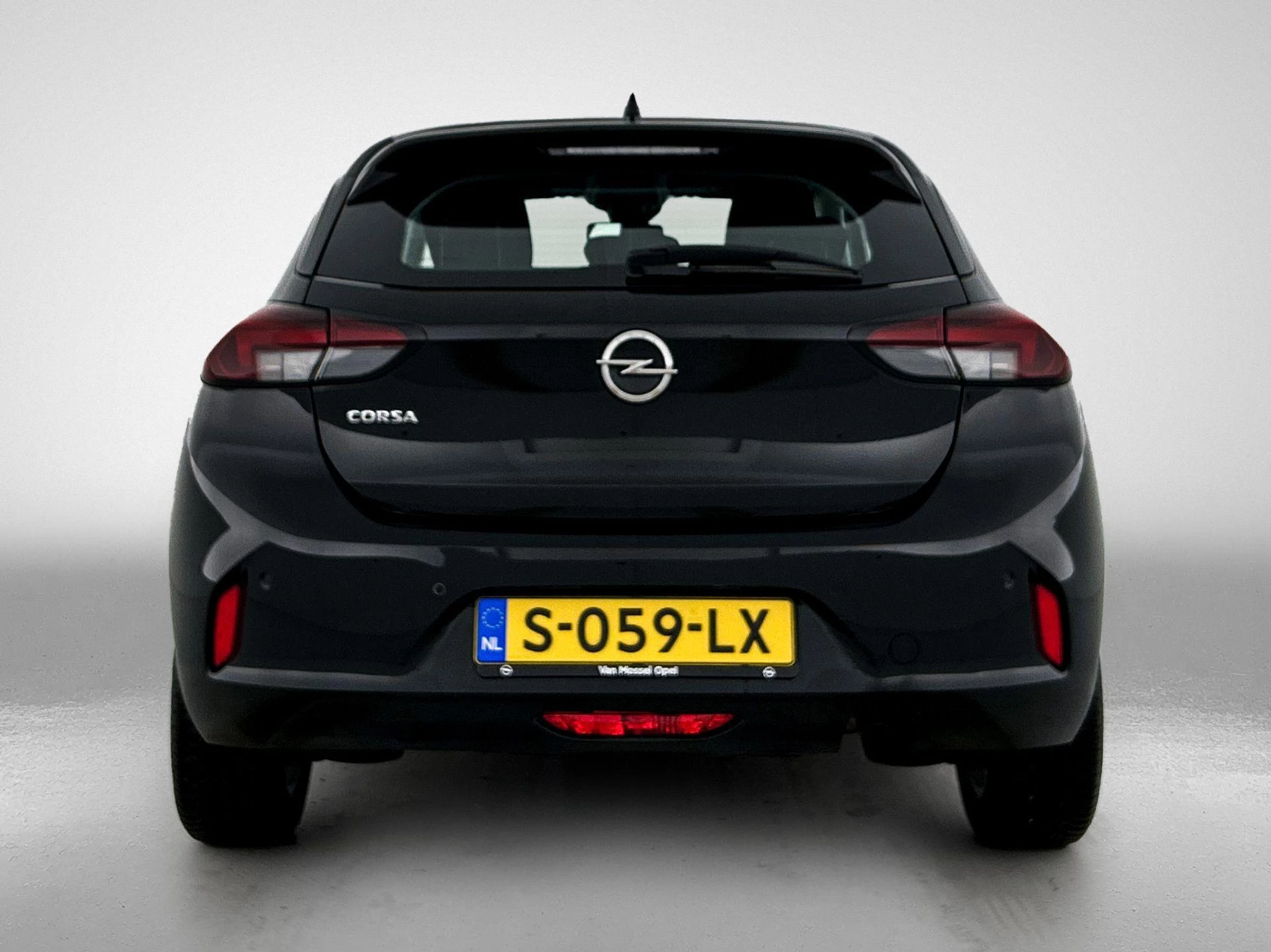 Opel-Corsa-image-2