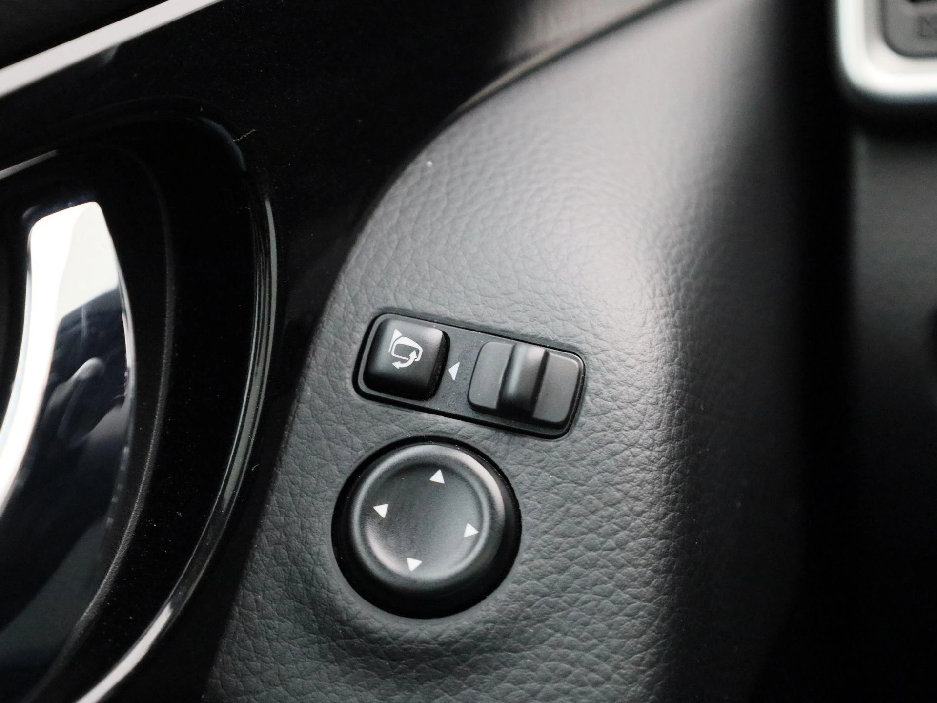 Nissan-QASHQAI-image-26