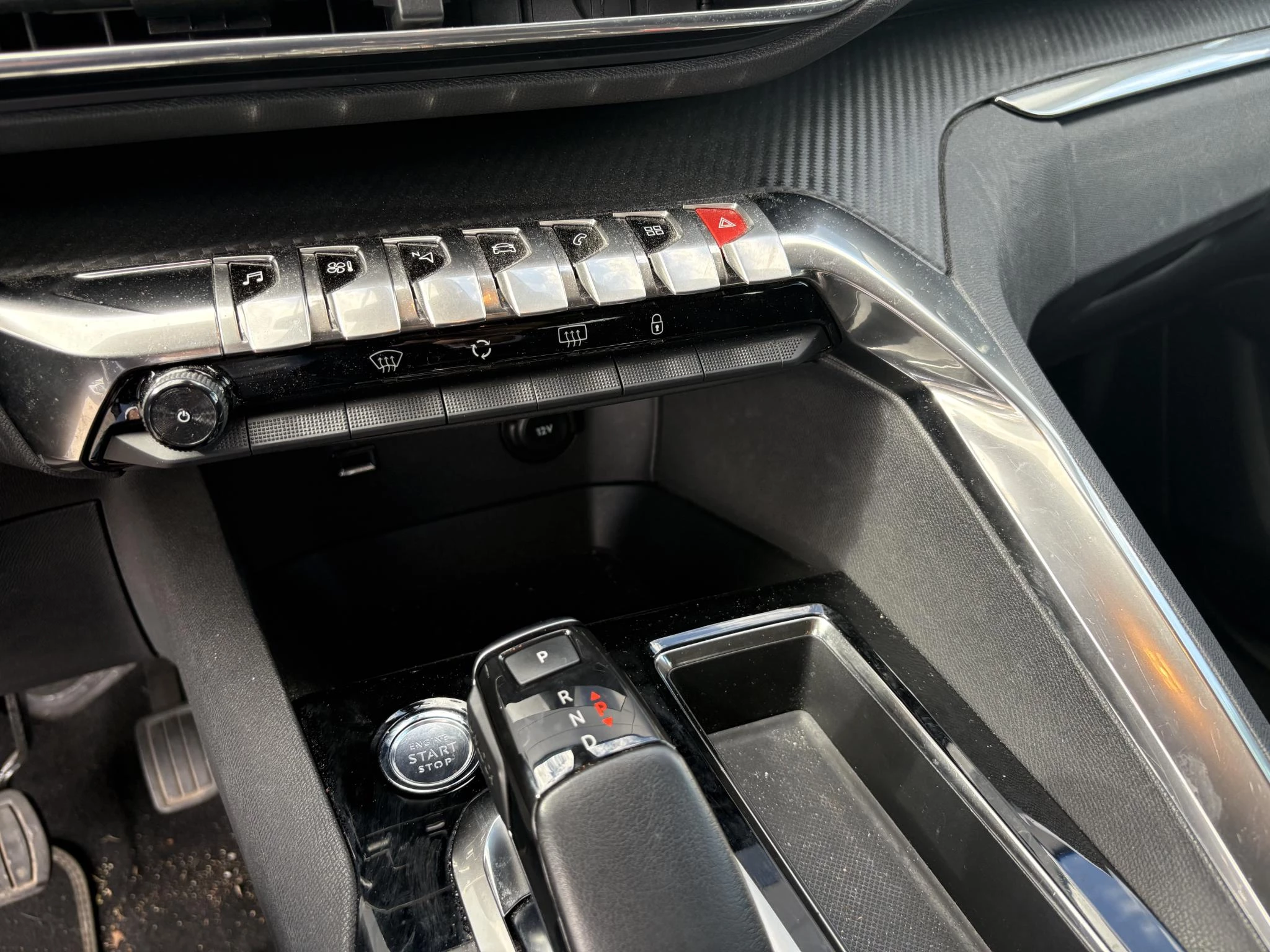 Peugeot-5008-image-18
