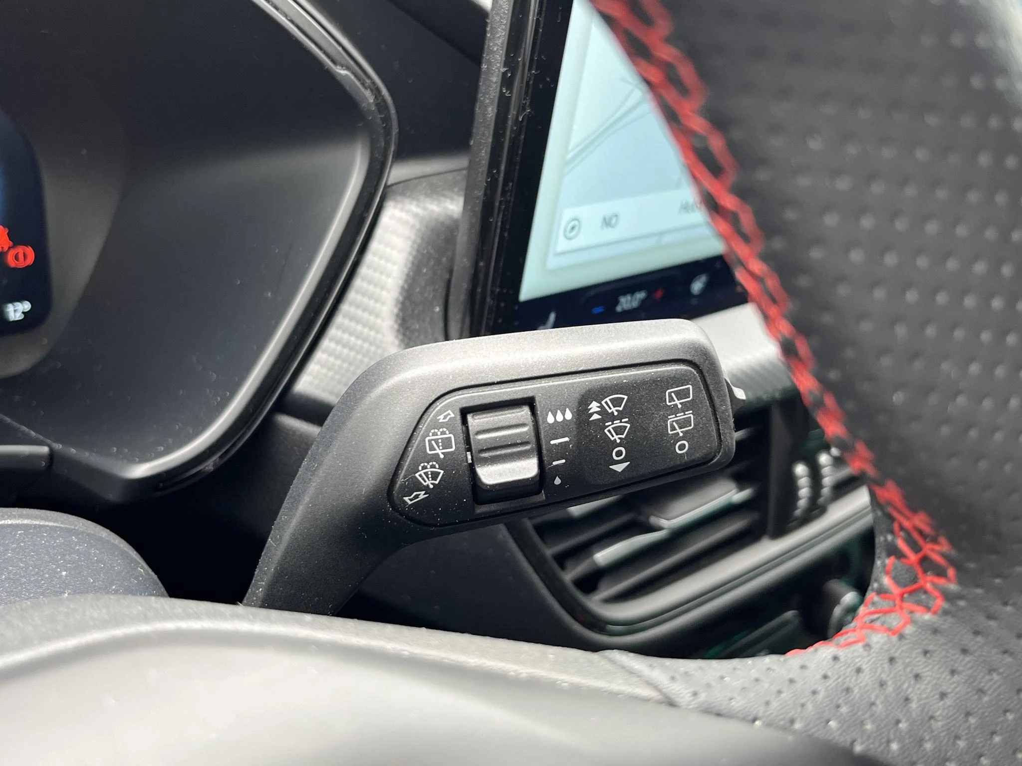 Ford-Kuga-image-19