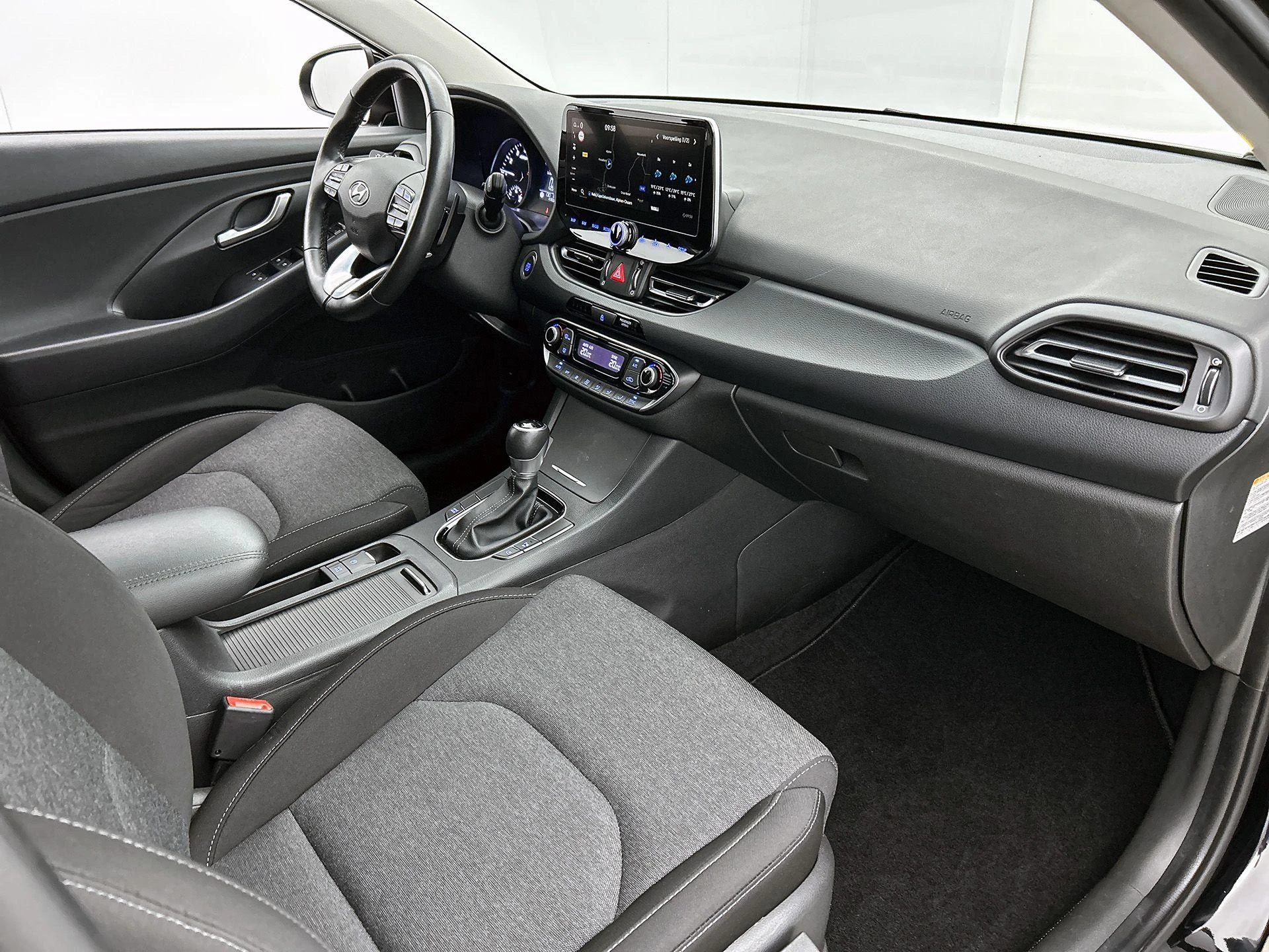 Hyundai-i30-image-20