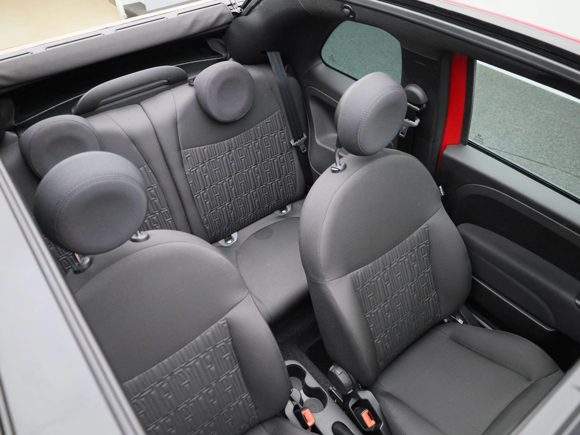 Fiat-500C-image-33
