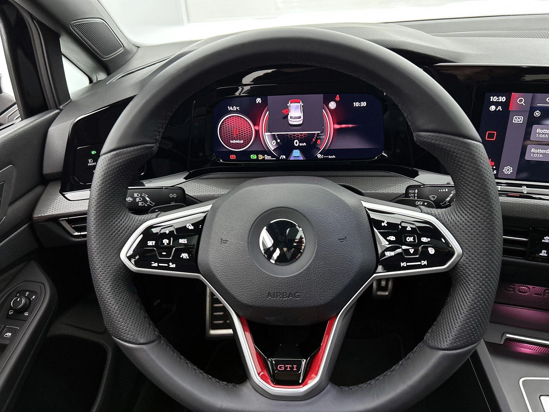 Volkswagen-Golf-image-30