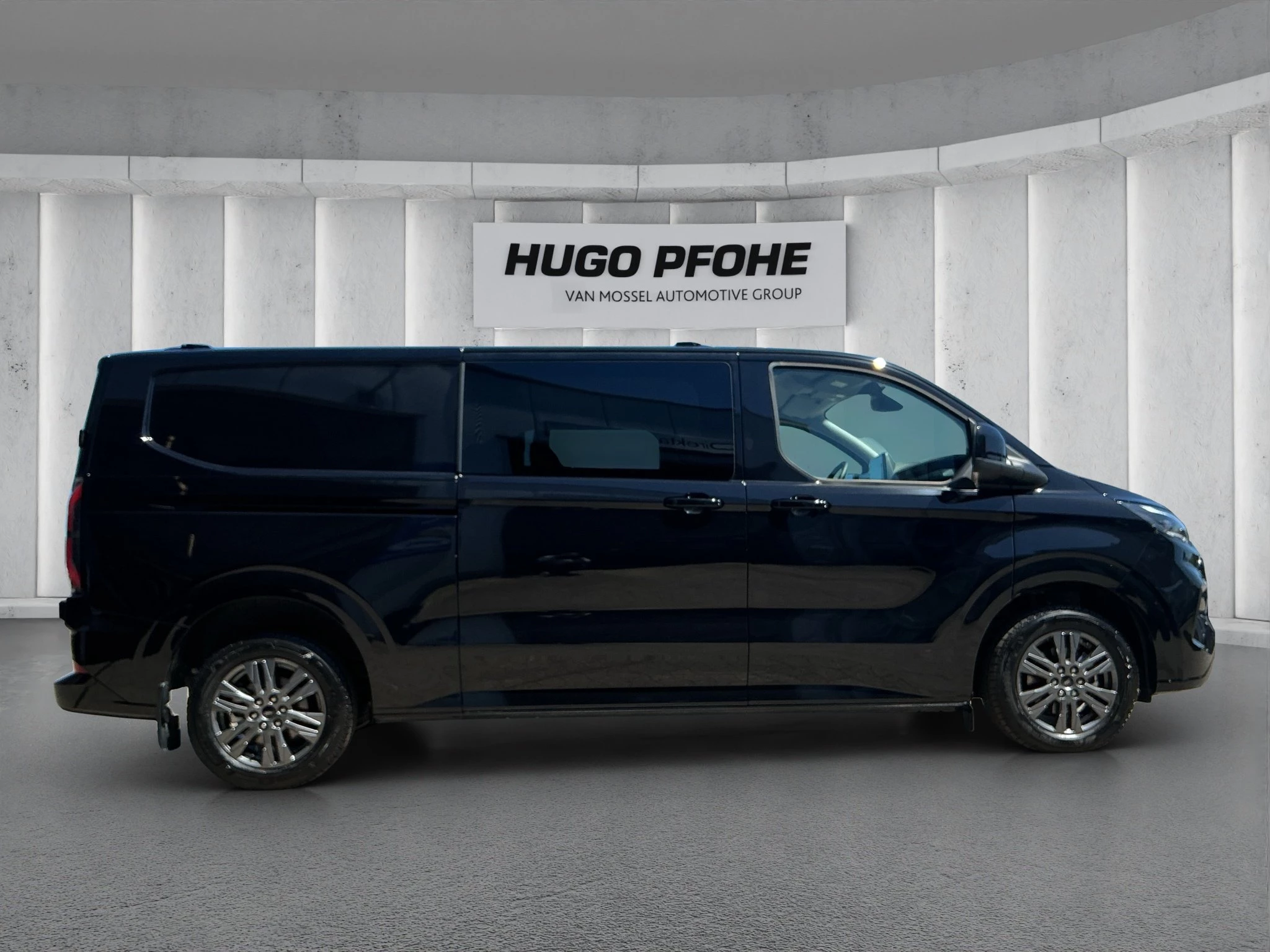 Ford-Transit Custom-image-5