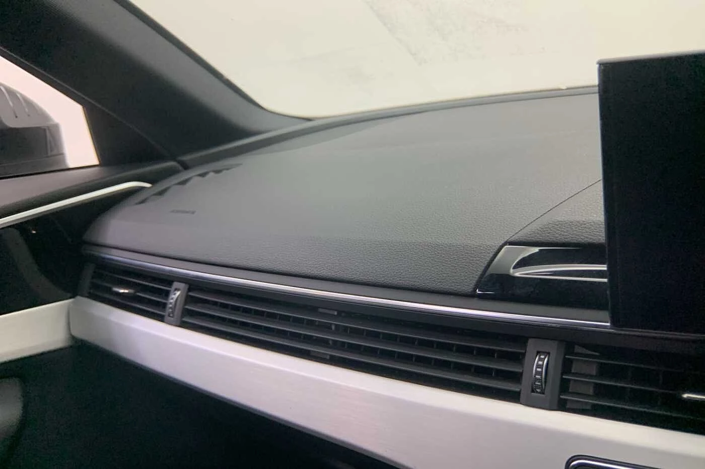 Audi-A4-image-15