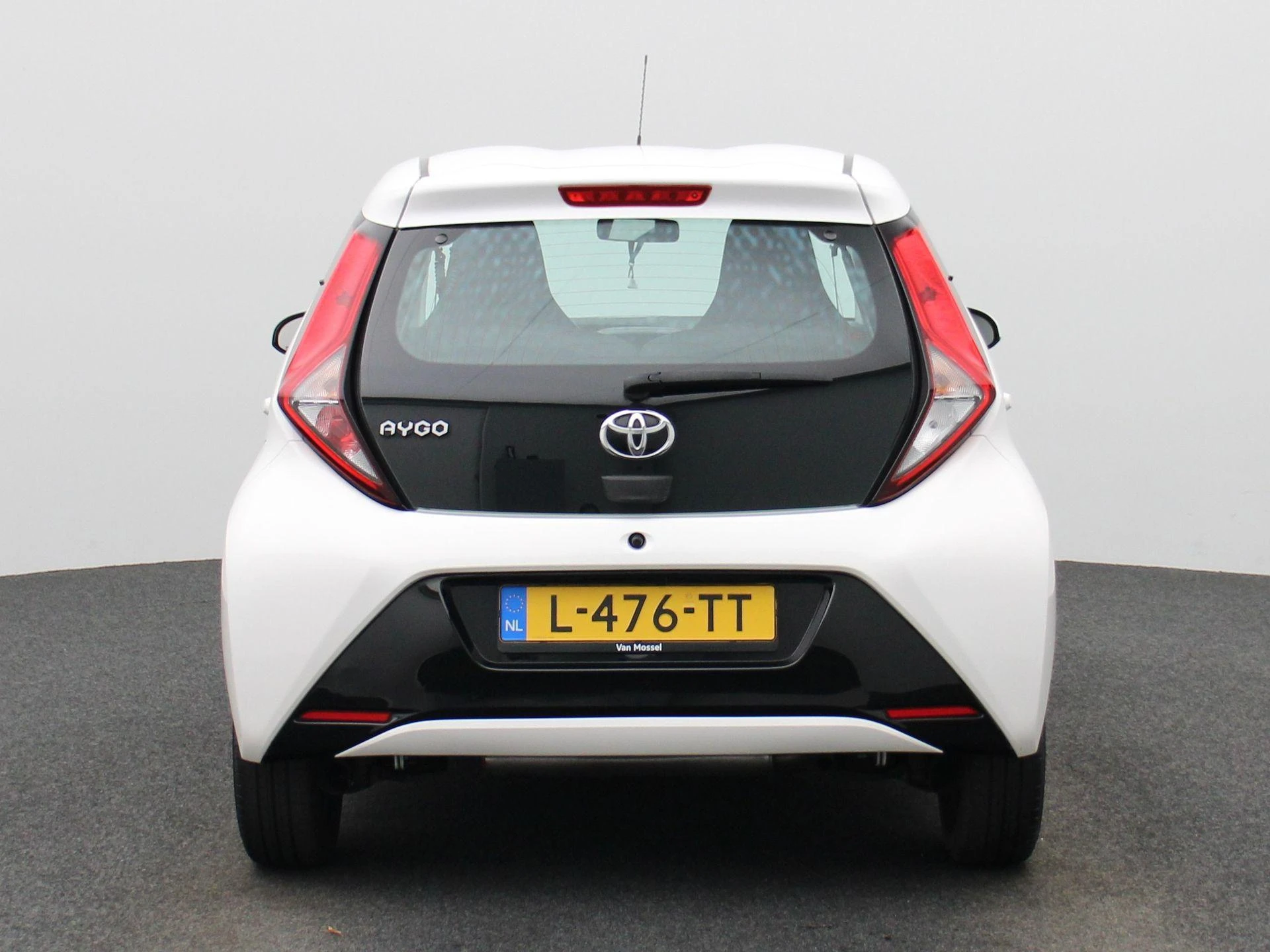 Toyota-Aygo-image-4