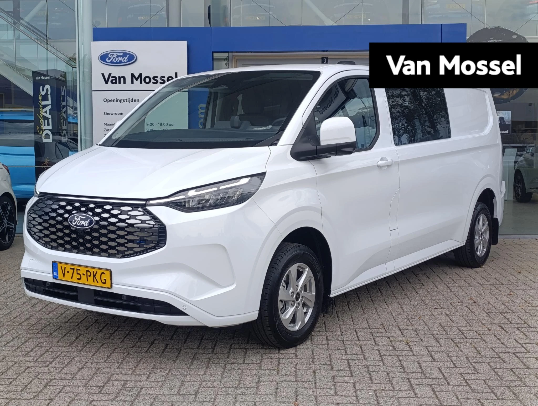 Ford-E-Transit-image-0
