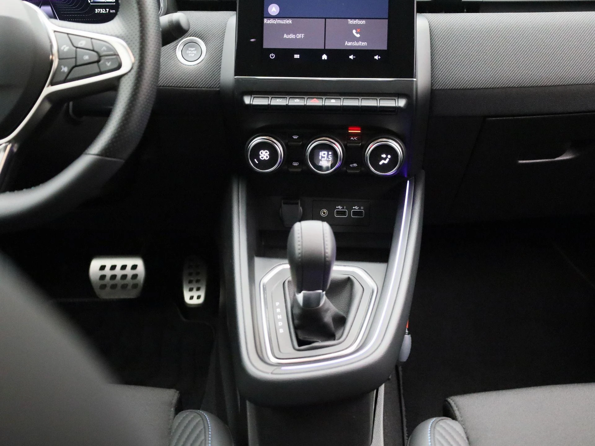Renault-Clio-image-8