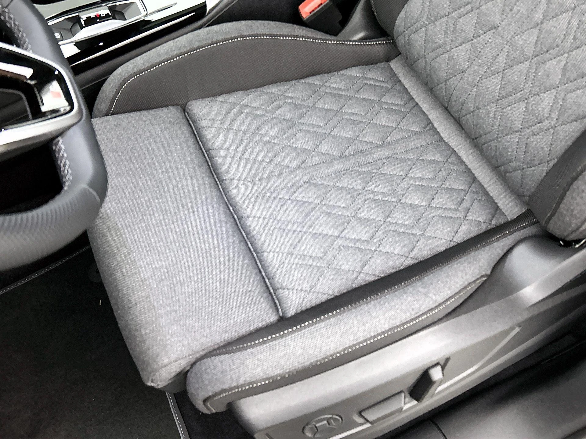 Audi-Q5-image-24