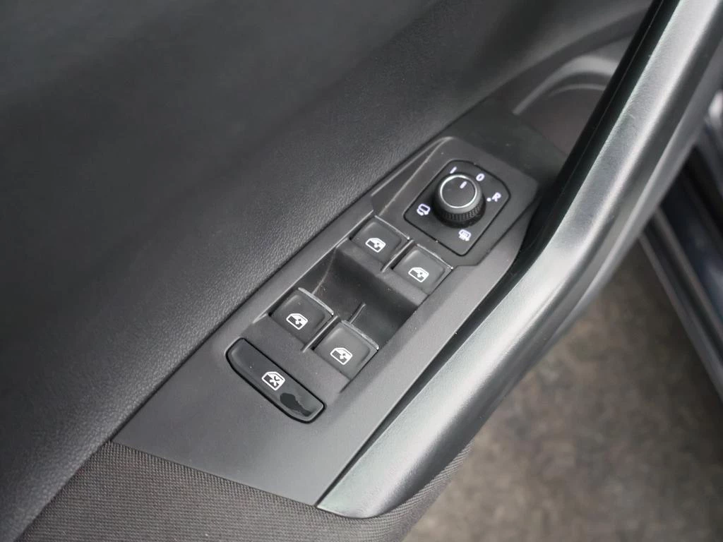 Volkswagen Taigo Taigo 1.0TSI R-Line *PANODAK*ACC*VIRTUAL COCKPIT*PDC*APP-CONNECT*...*