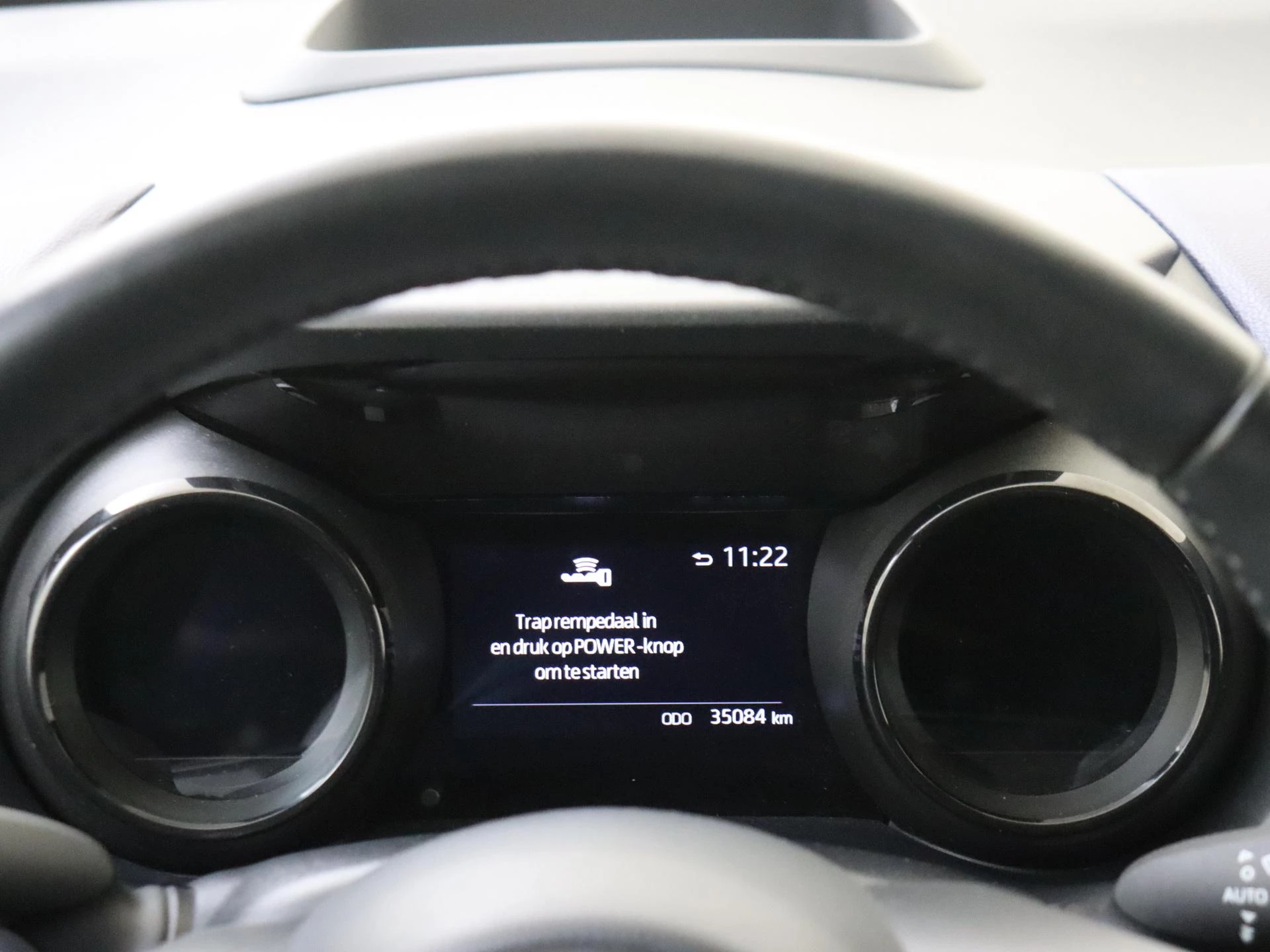 Toyota-Yaris-image-15