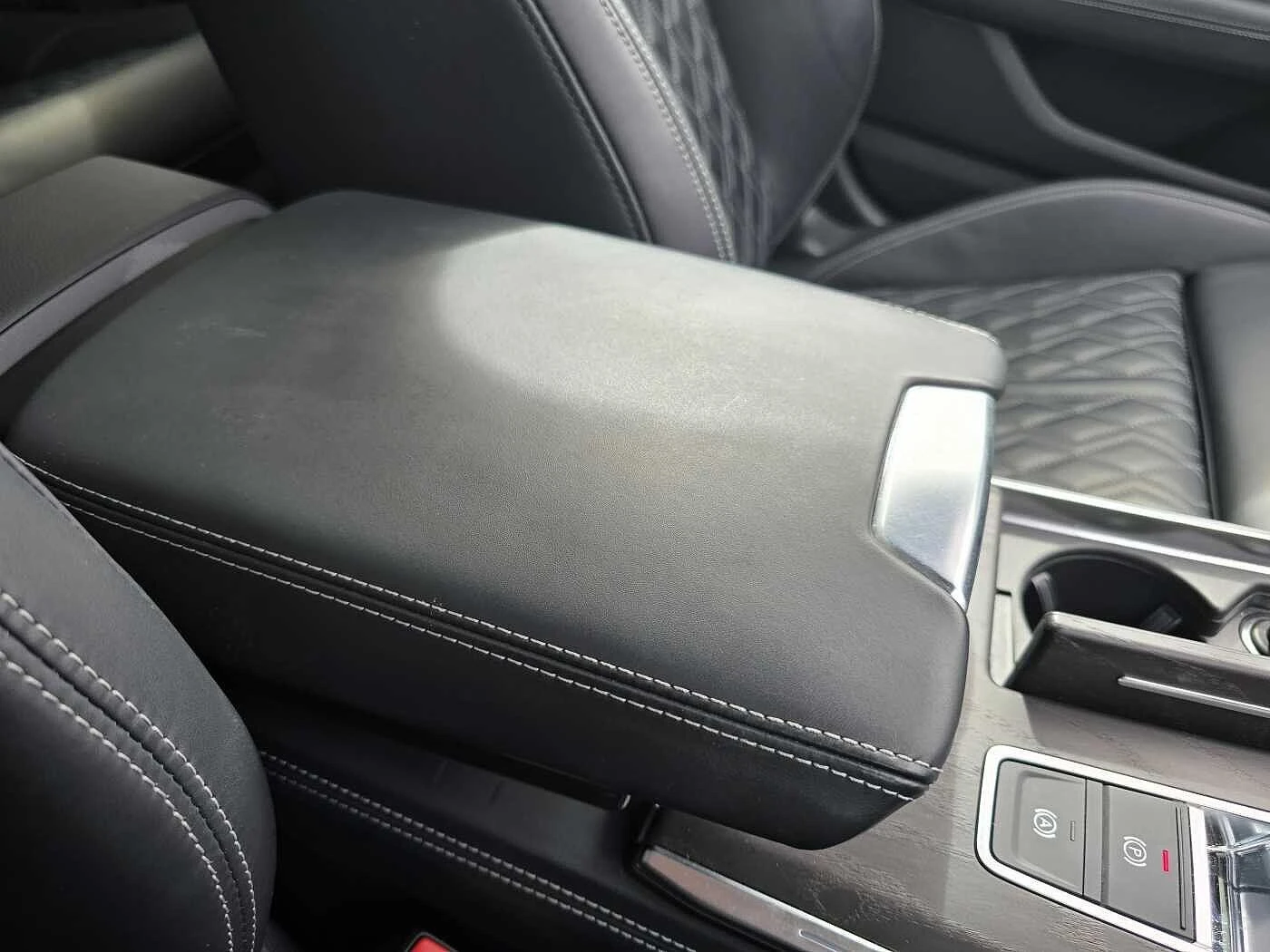 Audi-A6-image-21