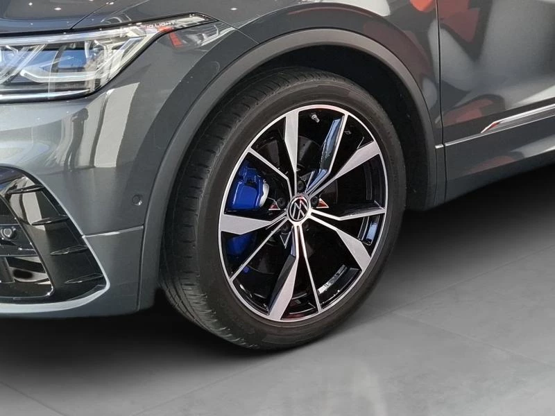 Volkswagen-Tiguan-image-19