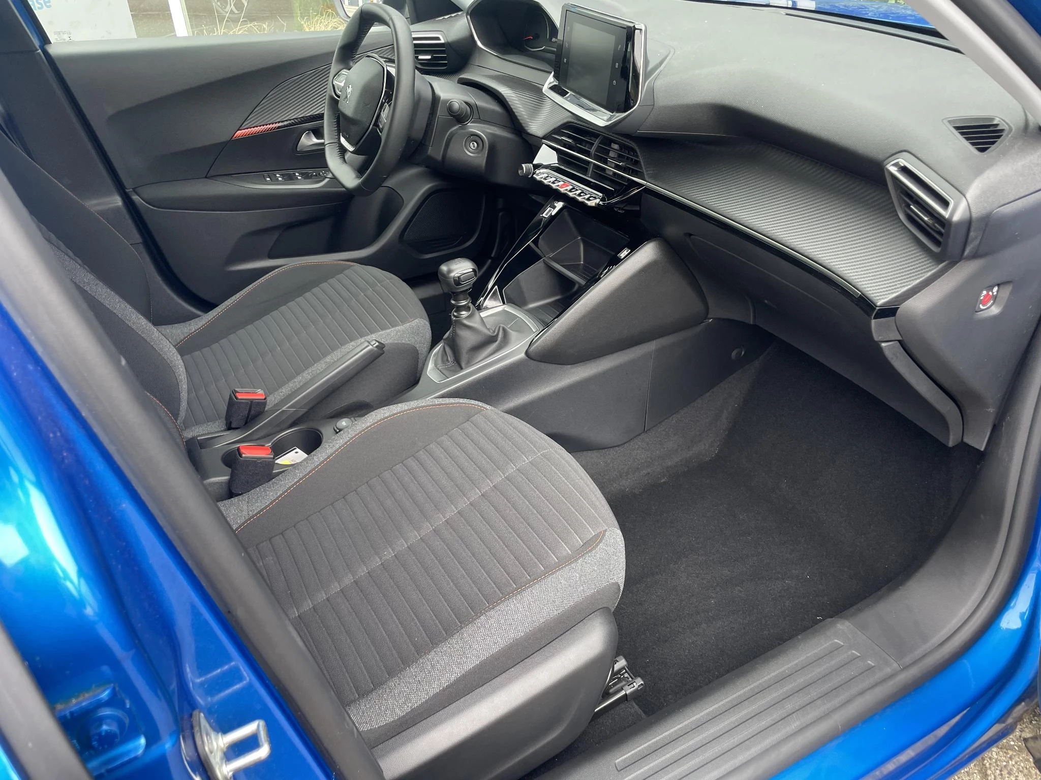 Peugeot-2008-image-11