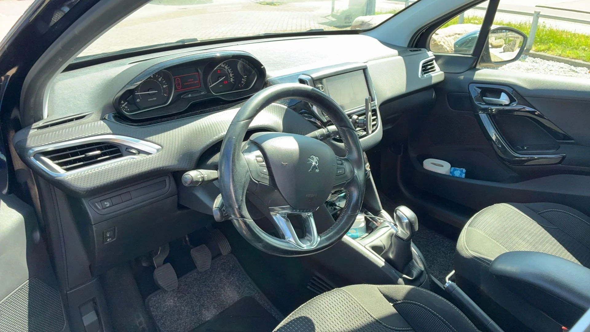 Peugeot 208 1.2 PureTech Blue Lease Executive