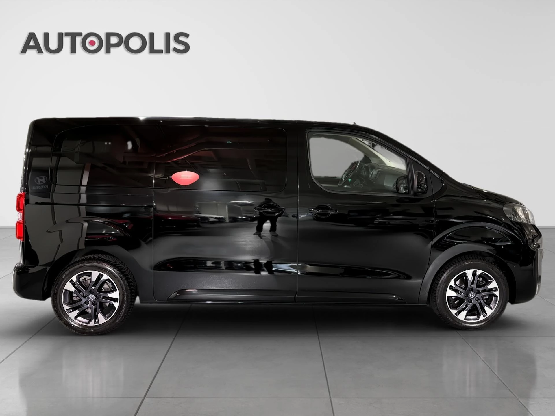 Opel-Zafira-image-14