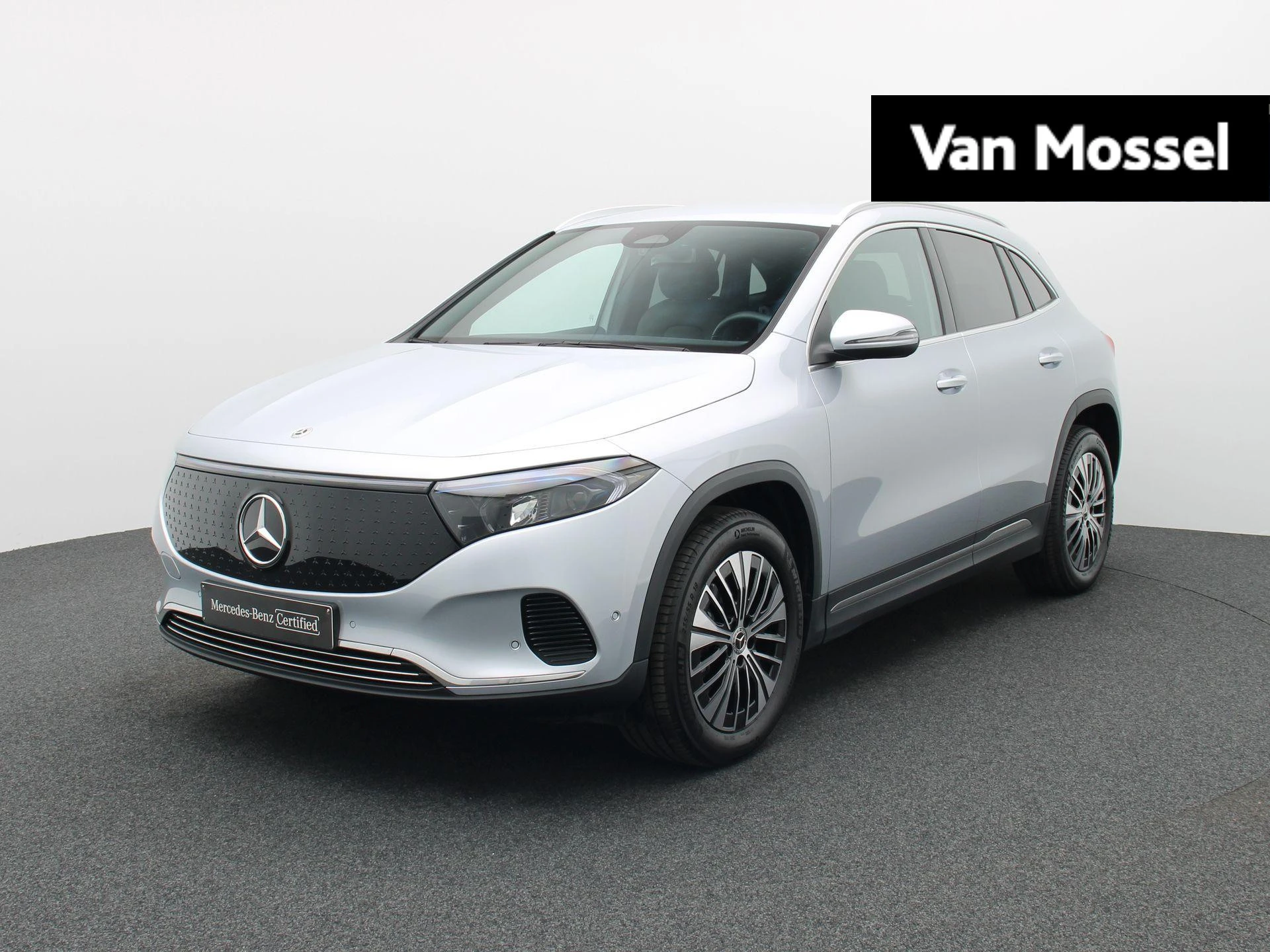 Mercedes-Benz-EQA-image-0