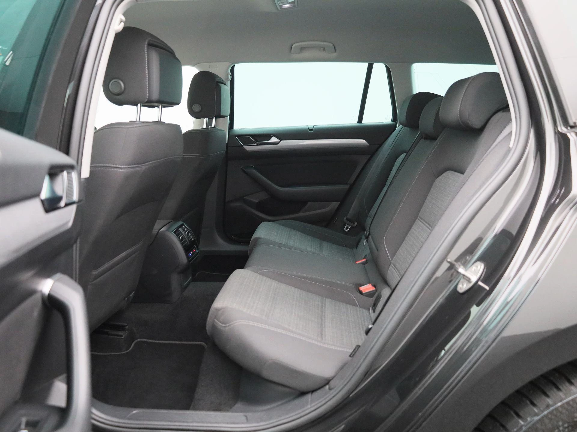Volkswagen Passat Variant 1.5 TSI Business | 150 PK |