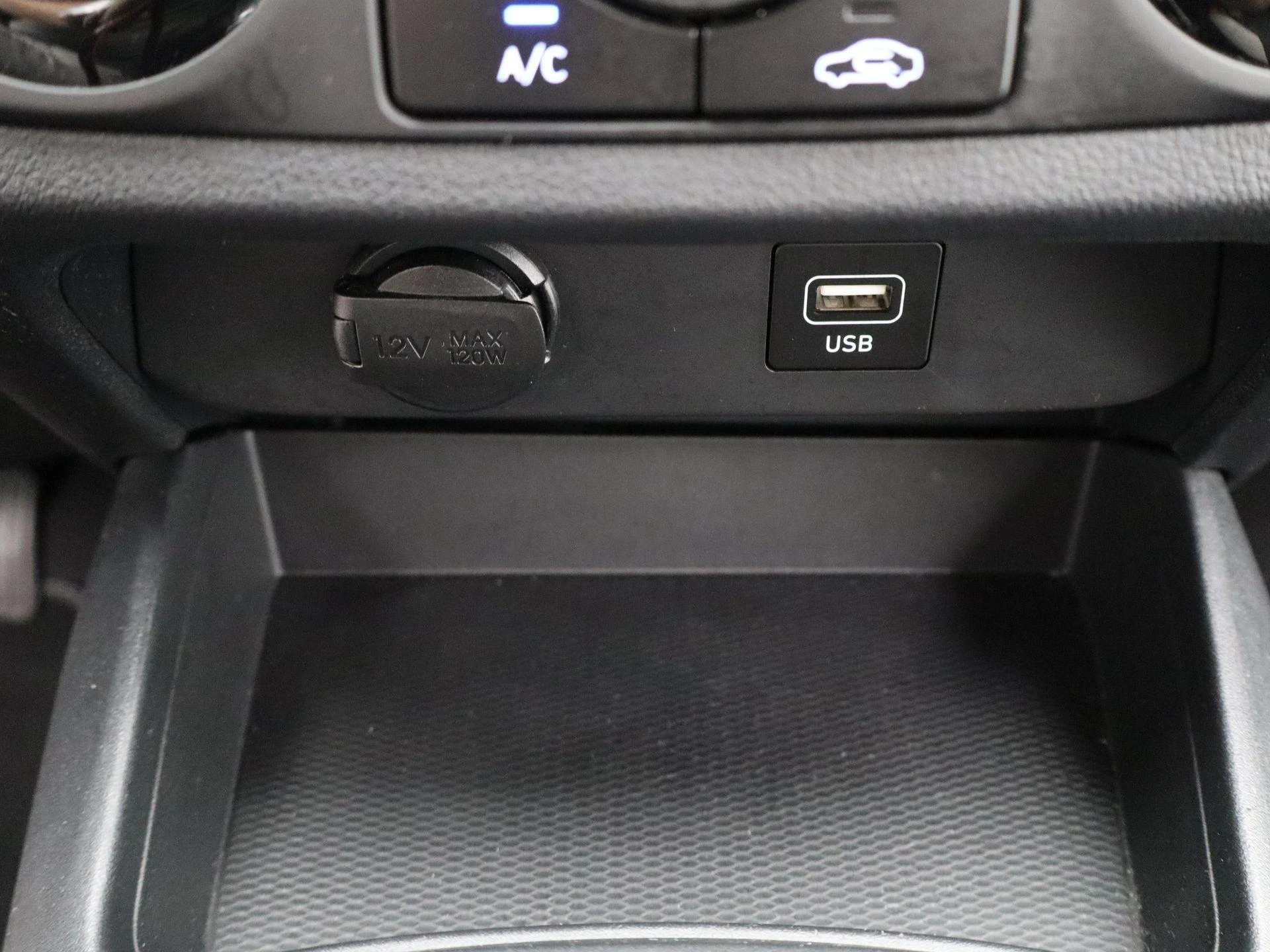 Hyundai-i10-image-19