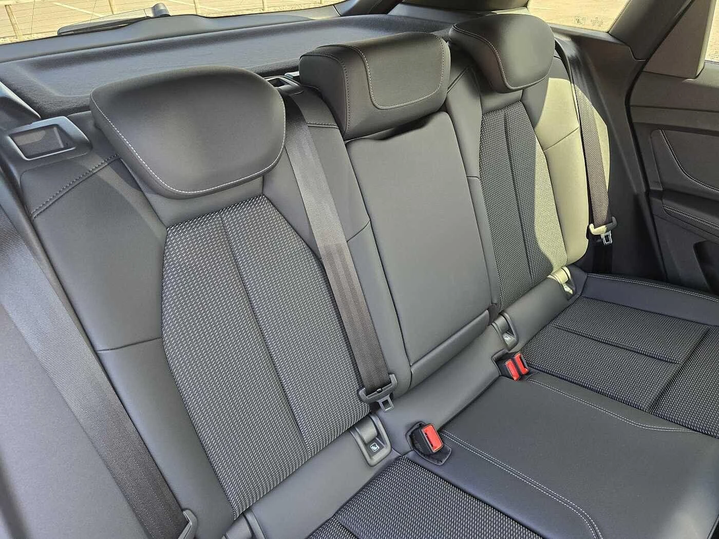 Audi-Q4 e-tron-image-37