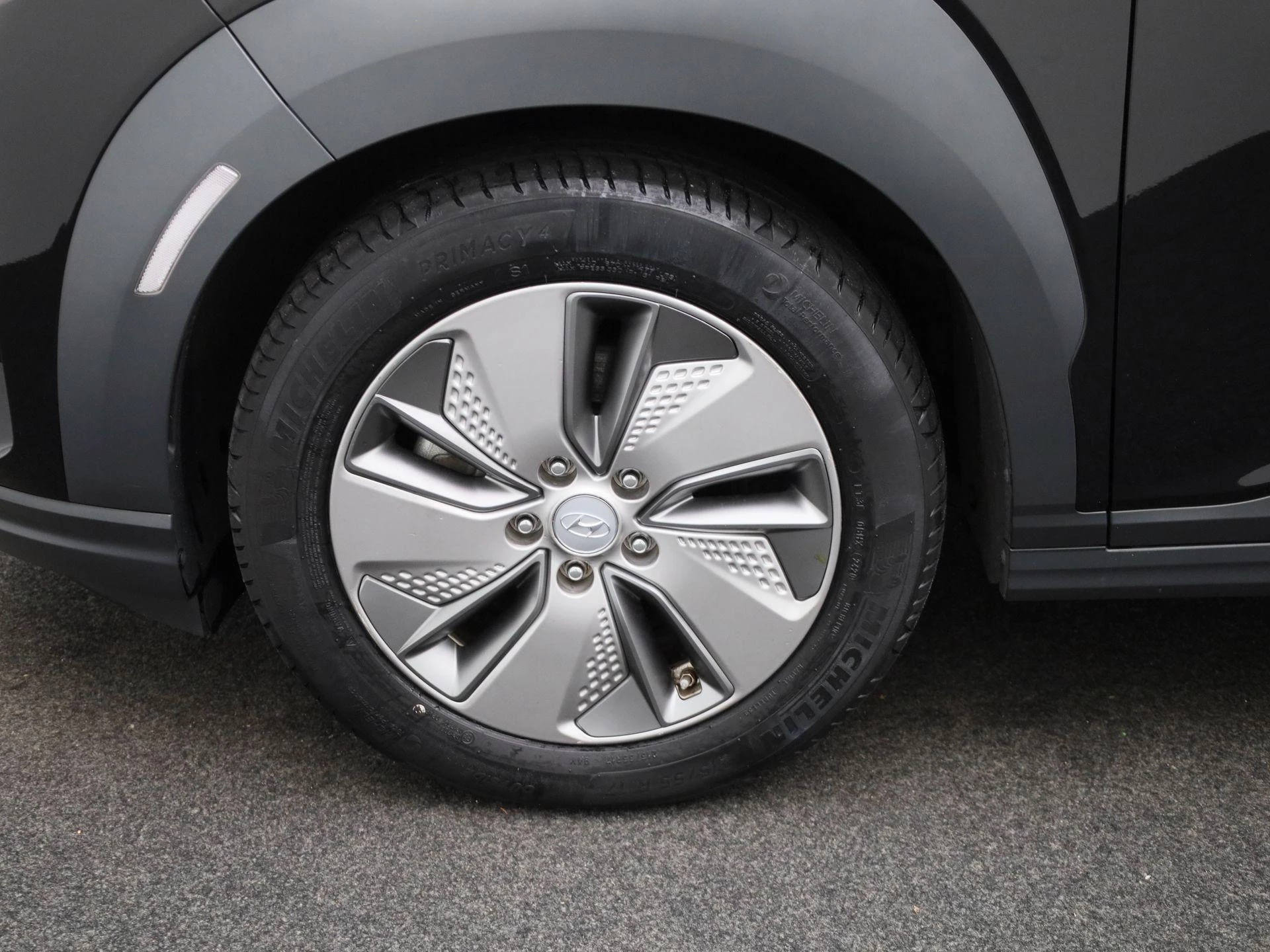 Hyundai-Kona-image-11