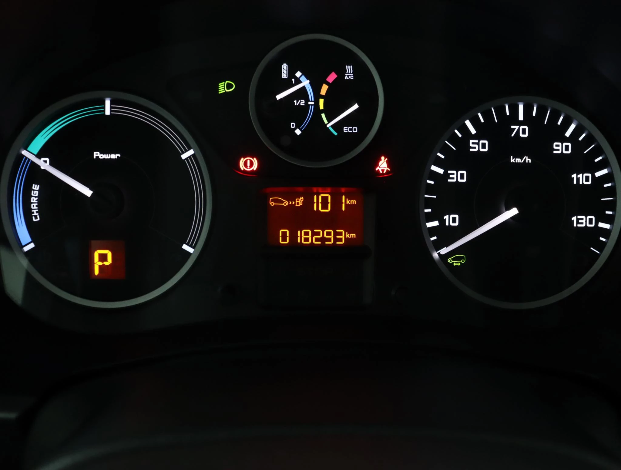 Peugeot-e-Partner-image-4